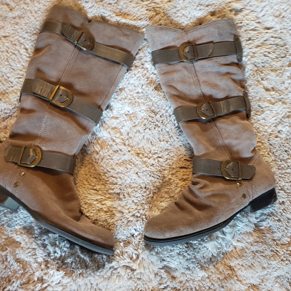 Bass Boots